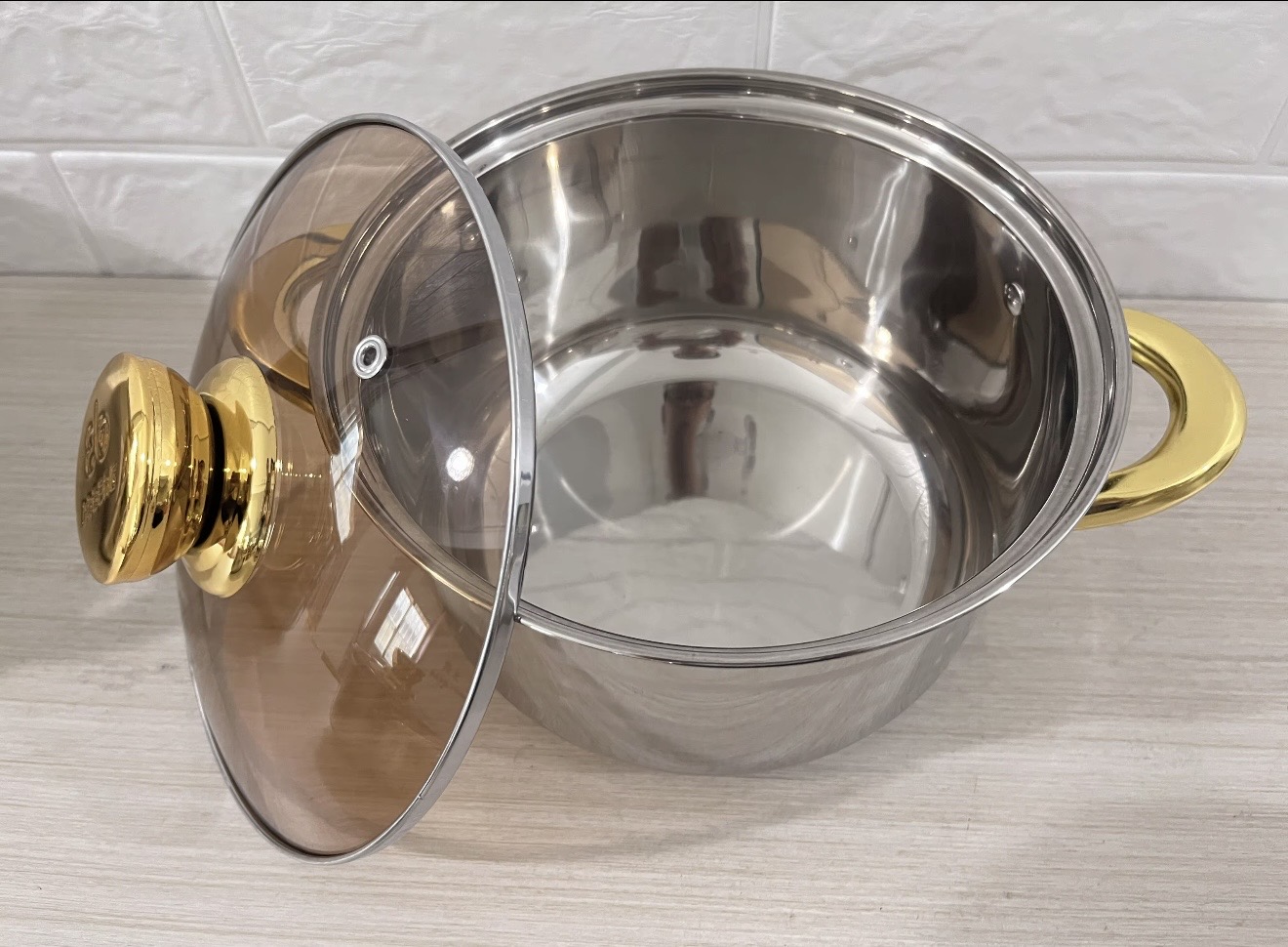 Cooking Pot With Gold Luxury - Image 4